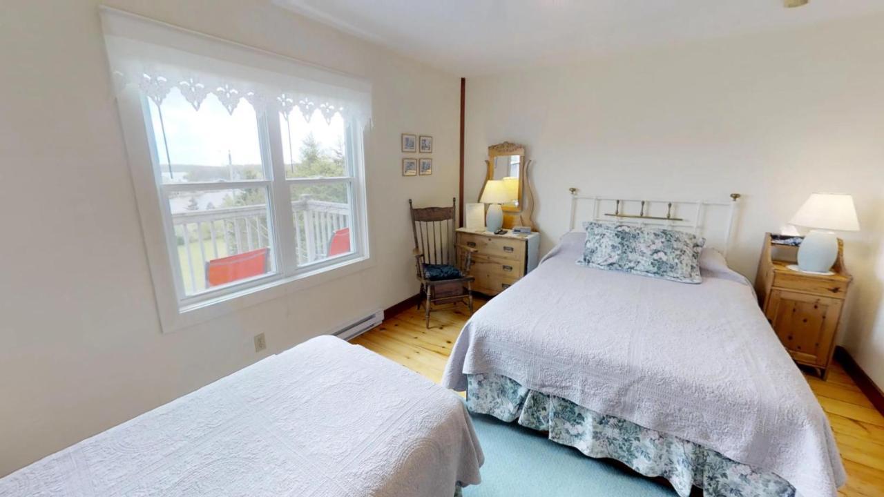 Bayview Pines Country Inn B&B Mahone Bay Exterior foto