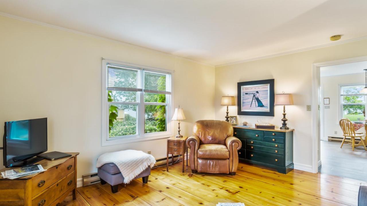 Bayview Pines Country Inn B&B Mahone Bay Exterior foto